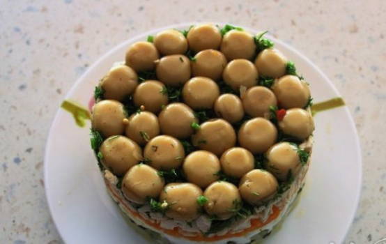 Салат с маринованными шампиньонами - 554 рецепта: Салаты | Foodini